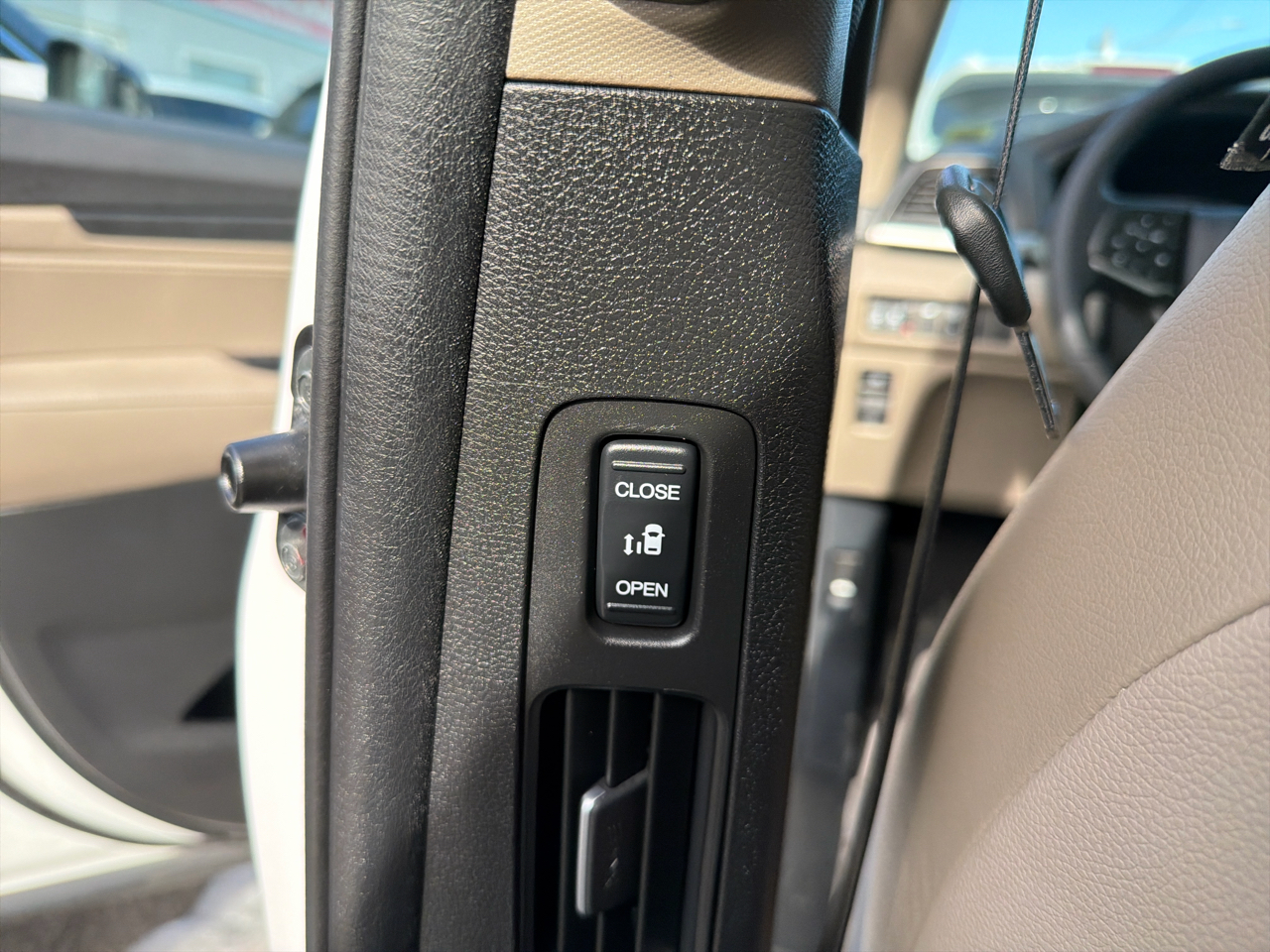 Honda Odyssey EX-L Auto 2024