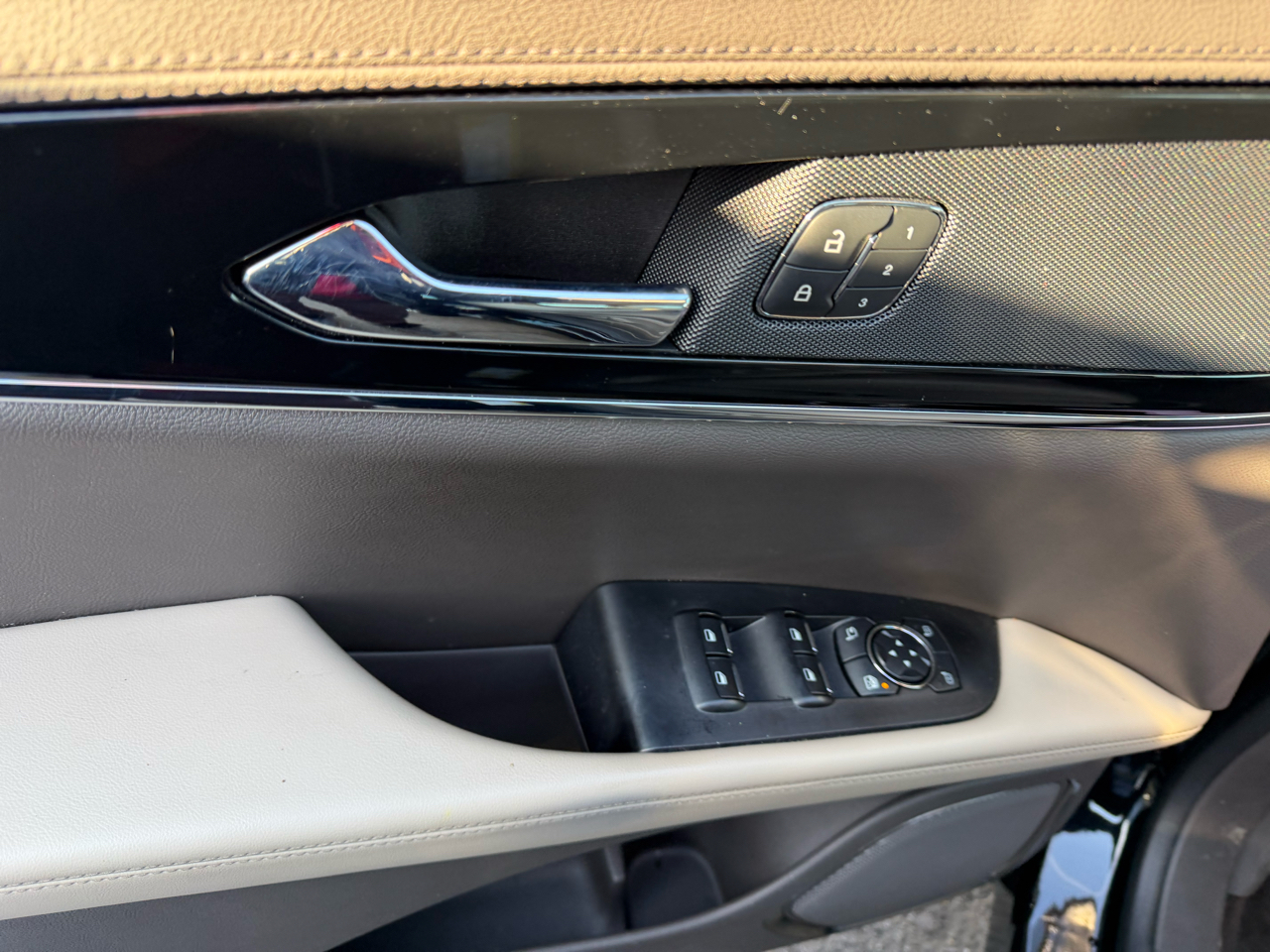 Lincoln Nautilus Reserve AWD 2022