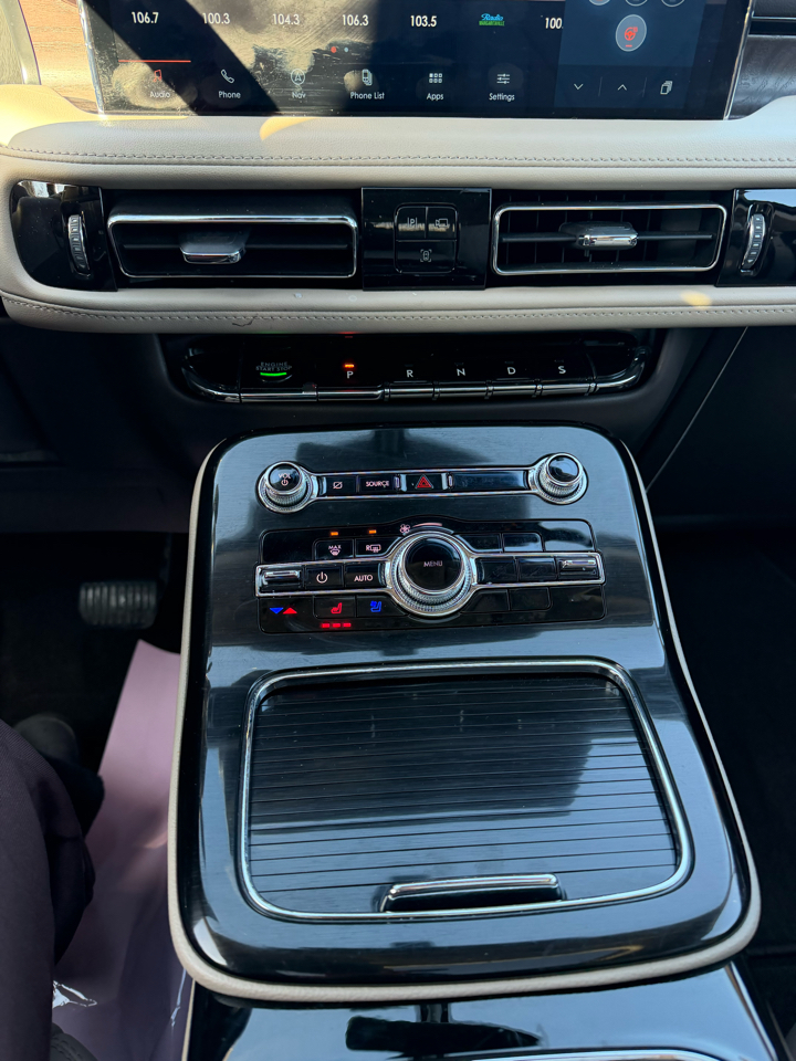 Lincoln Nautilus Reserve AWD 2022