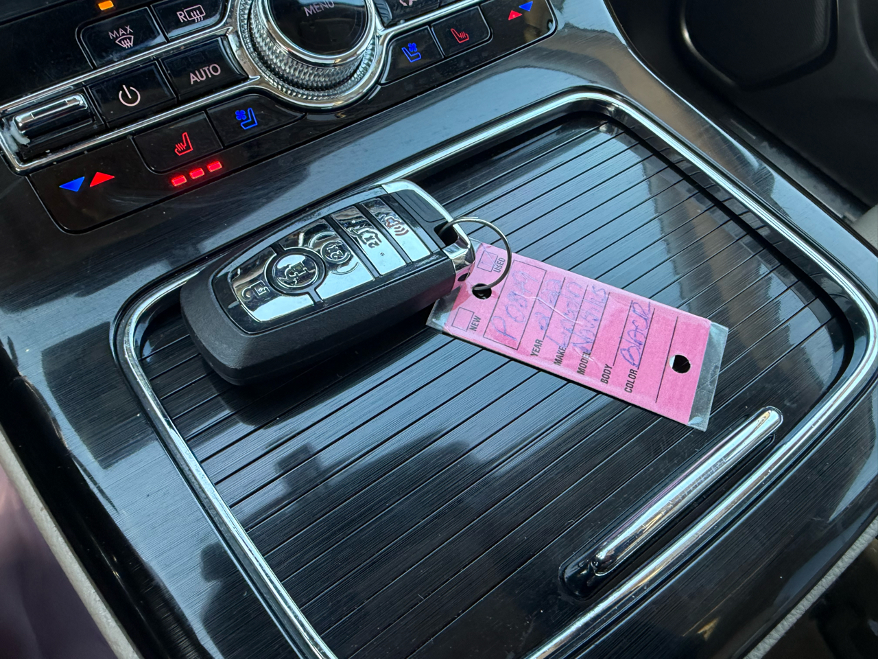 Lincoln Nautilus Reserve AWD 2022