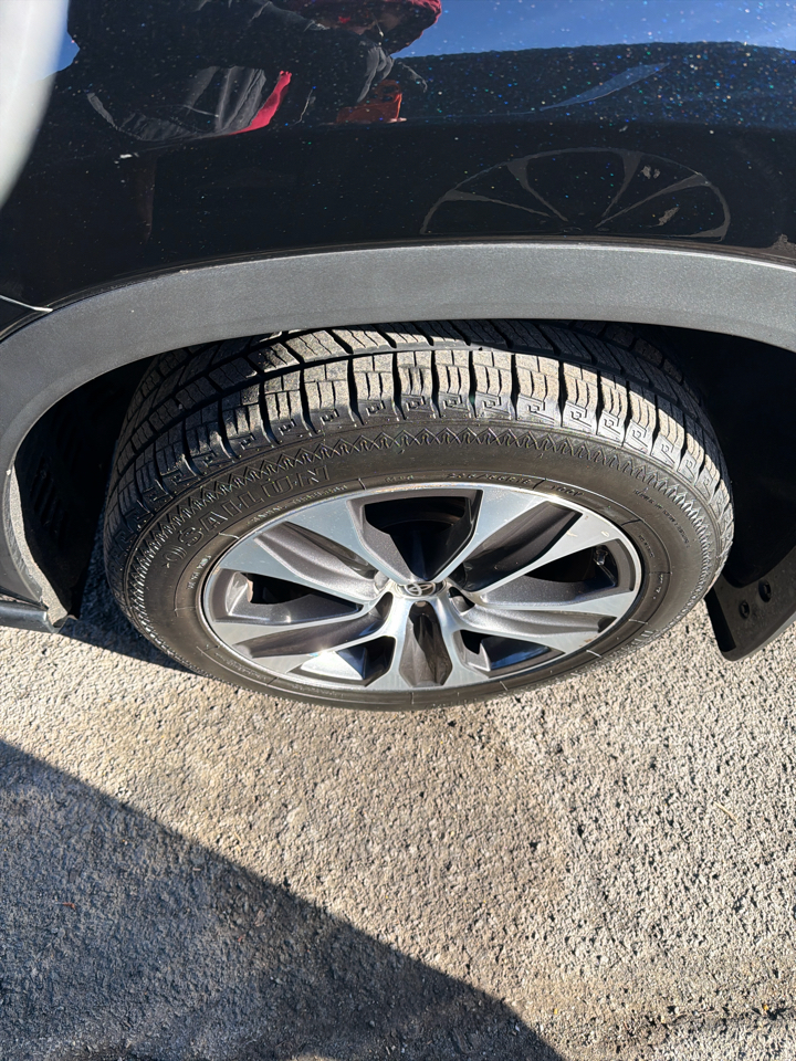 Toyota Highlander XLE AWD (Natl) 2021