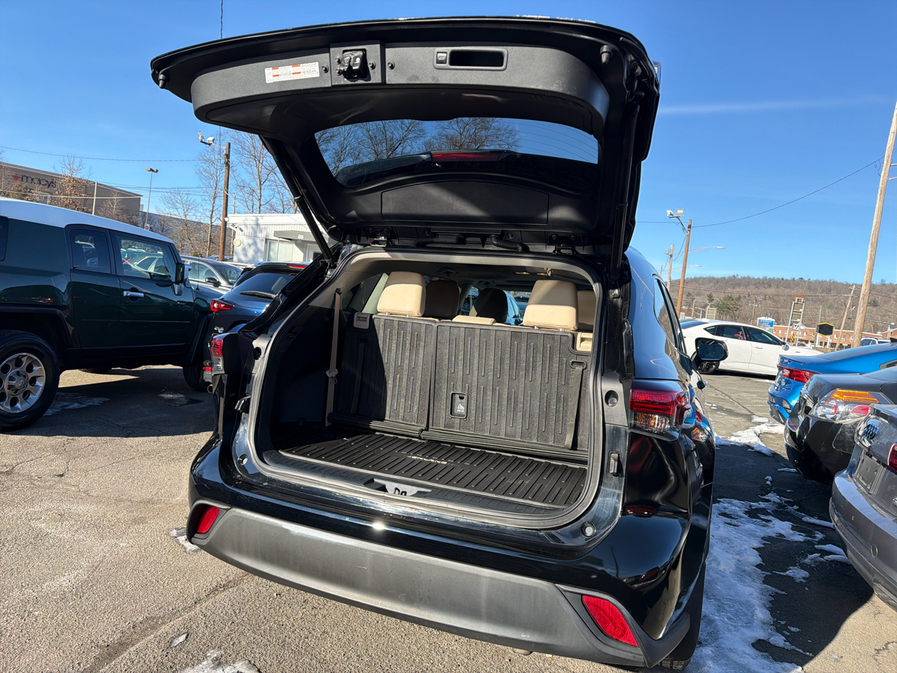 Toyota Highlander XLE AWD (Natl) 2021