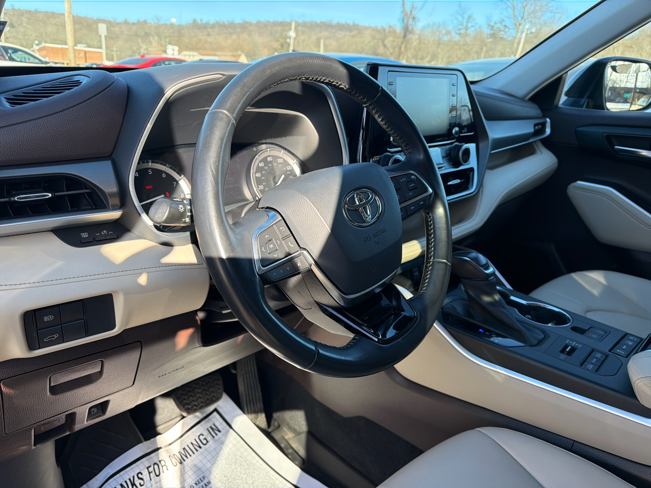 Toyota Highlander XLE AWD (Natl) 2021