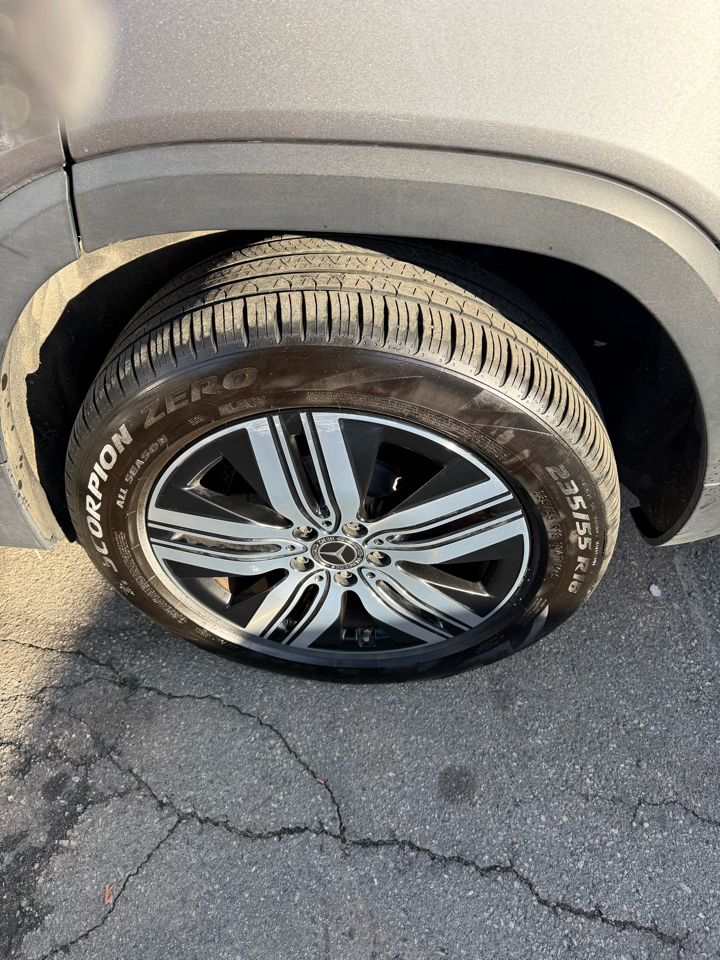 Mercedes-Benz EQB EQB 300 4MATIC SUV 2024