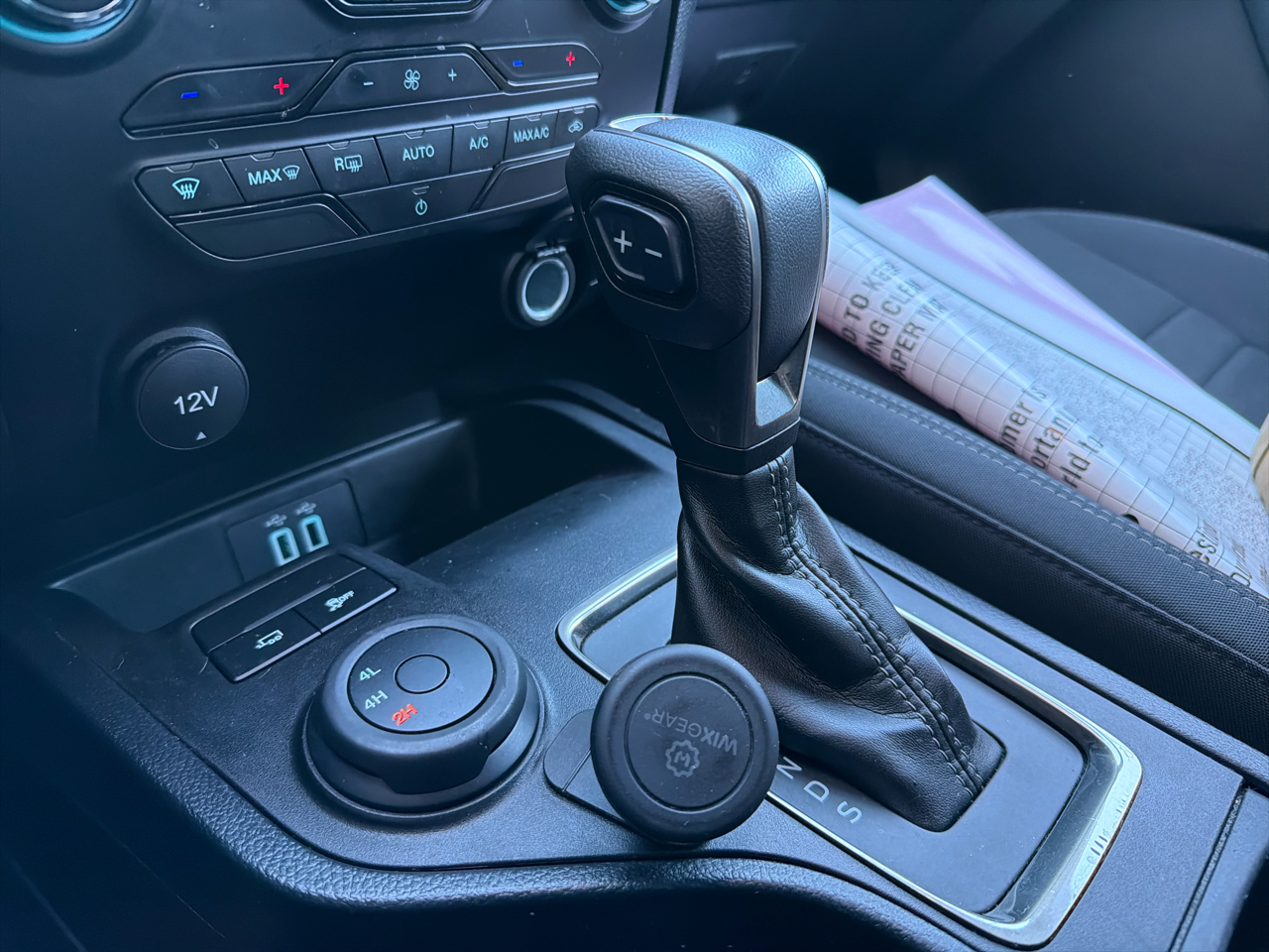 Ford Ranger LARIAT 4WD SuperCrew 5' Box 2023