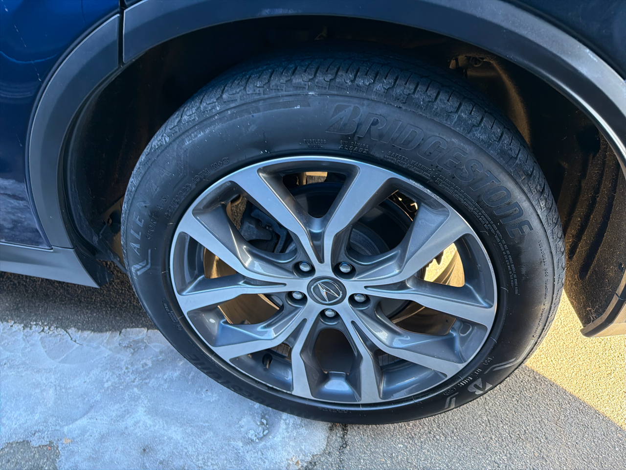 Acura MDX SH-AWD w/Technology Package 2024