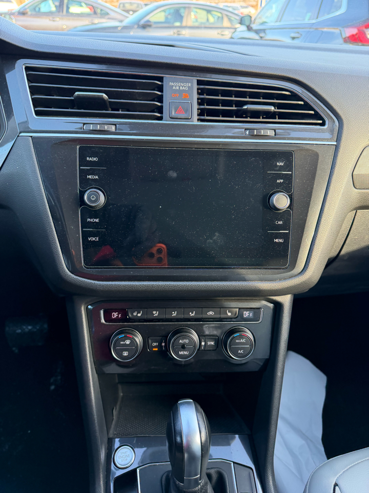 Volkswagen Tiguan 2.0T SEL Premium 4MOTION 2018