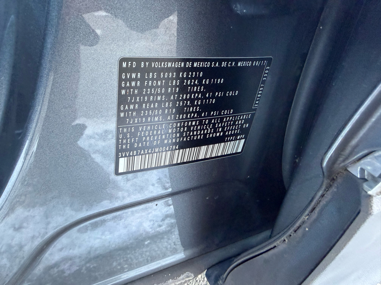 Volkswagen Tiguan 2.0T SEL Premium 4MOTION 2018