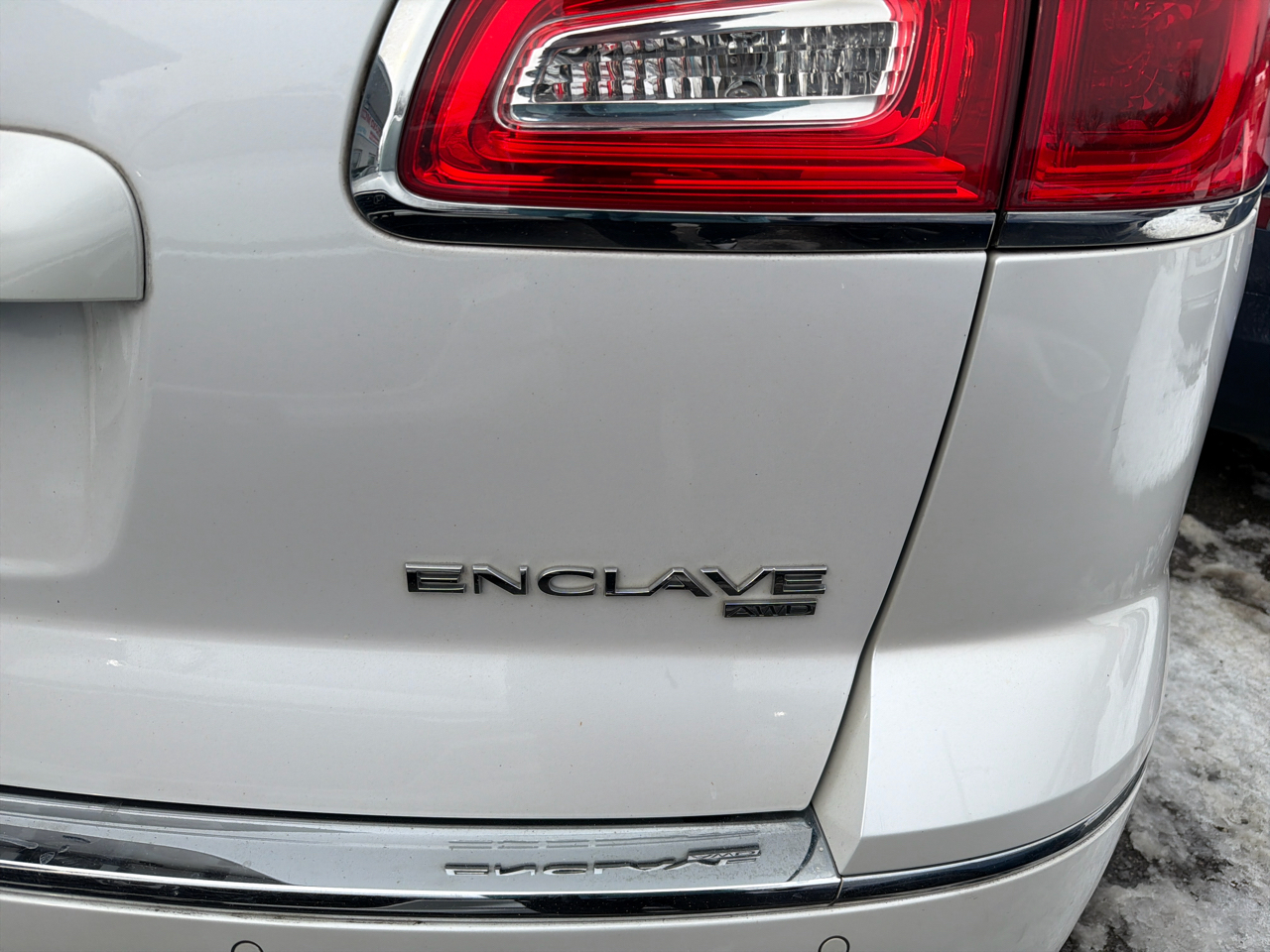 Buick Enclave AWD 4dr Leather 2016