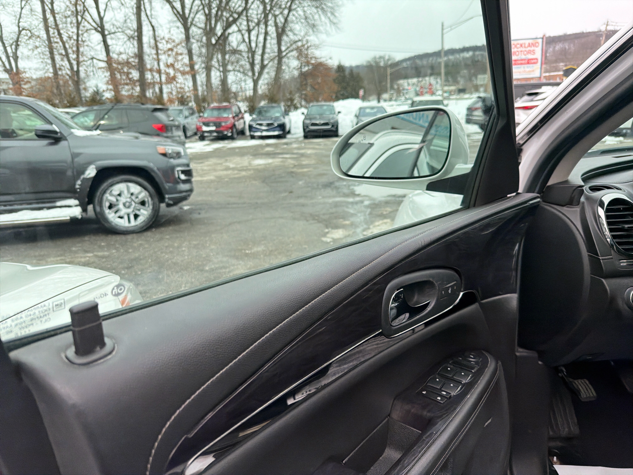 Buick Enclave AWD 4dr Leather 2016