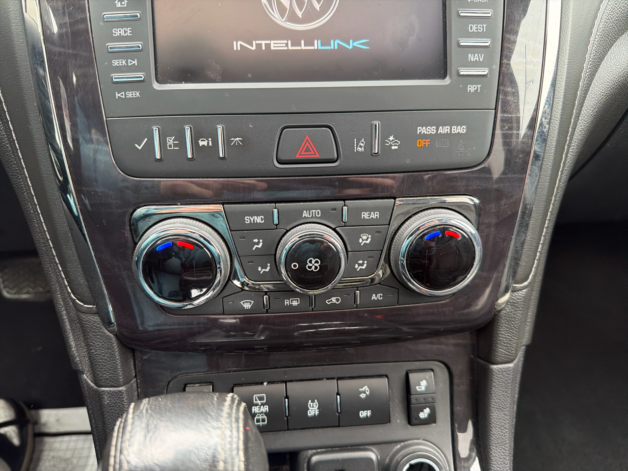 Buick Enclave AWD 4dr Leather 2016