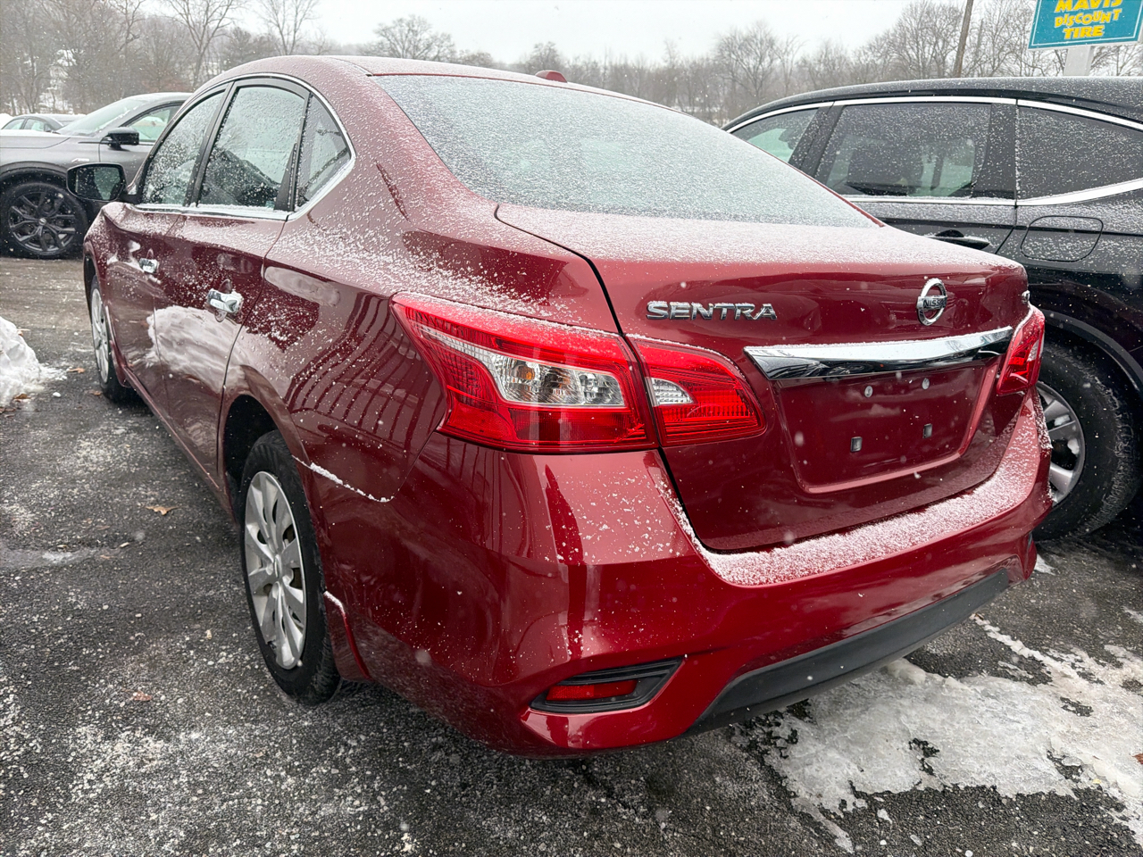 Nissan Sentra 4dr Sdn I4 CVT SV 2016