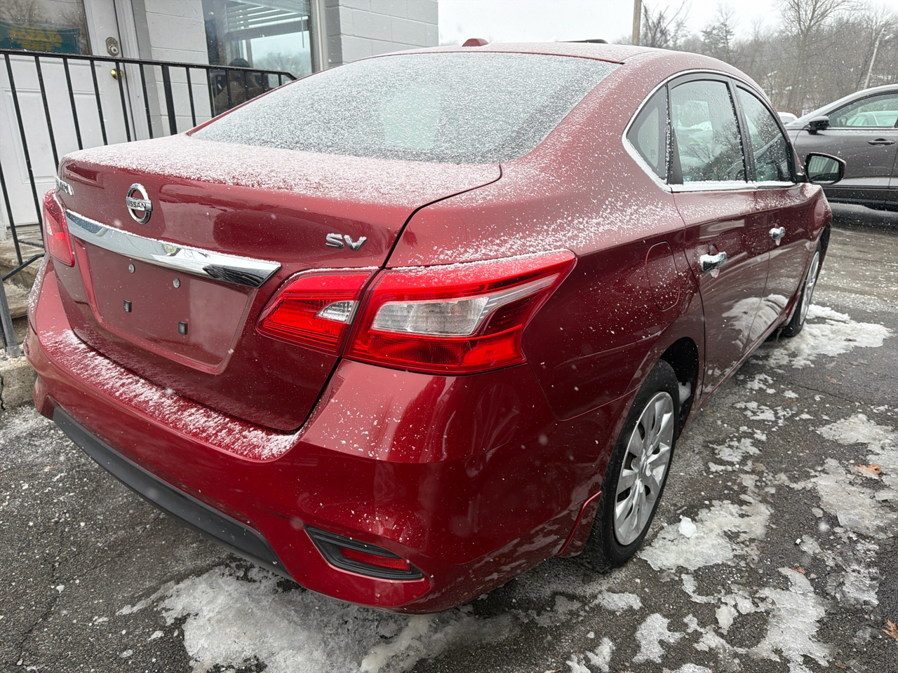 Nissan Sentra 4dr Sdn I4 CVT SV 2016