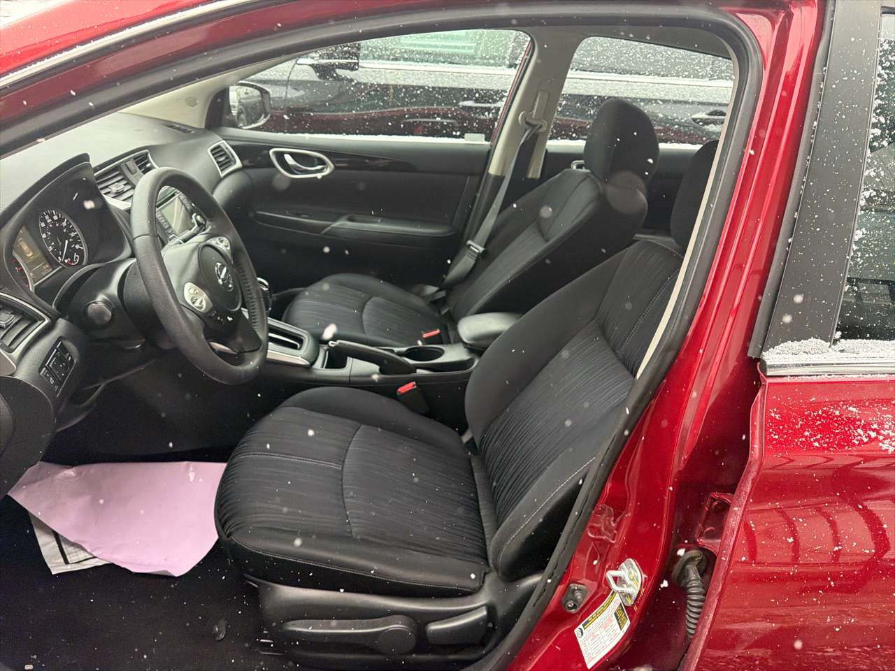 Nissan Sentra 4dr Sdn I4 CVT SV 2016