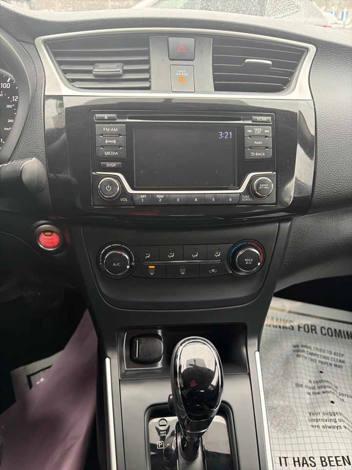 Nissan Sentra 4dr Sdn I4 CVT SV 2016