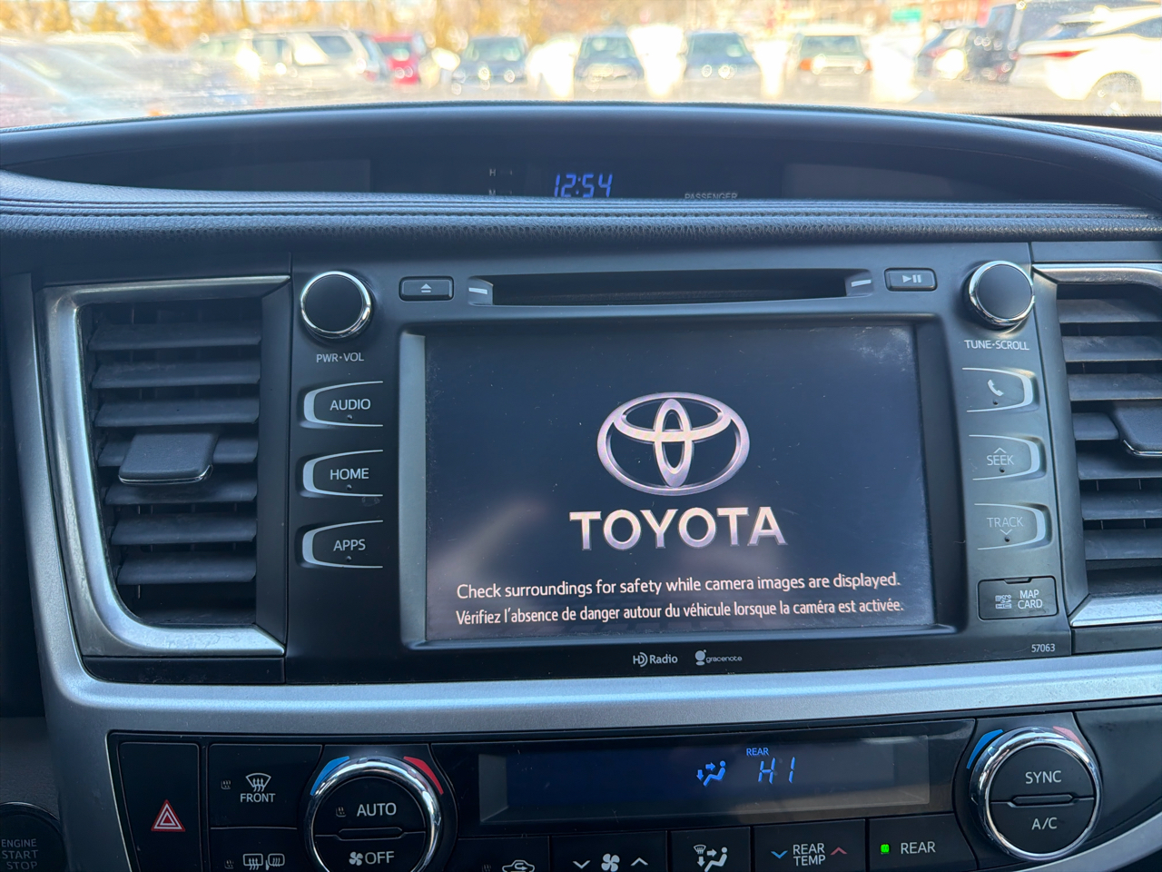 Toyota Highlander AWD 4dr V6 XLE (Natl) 2014