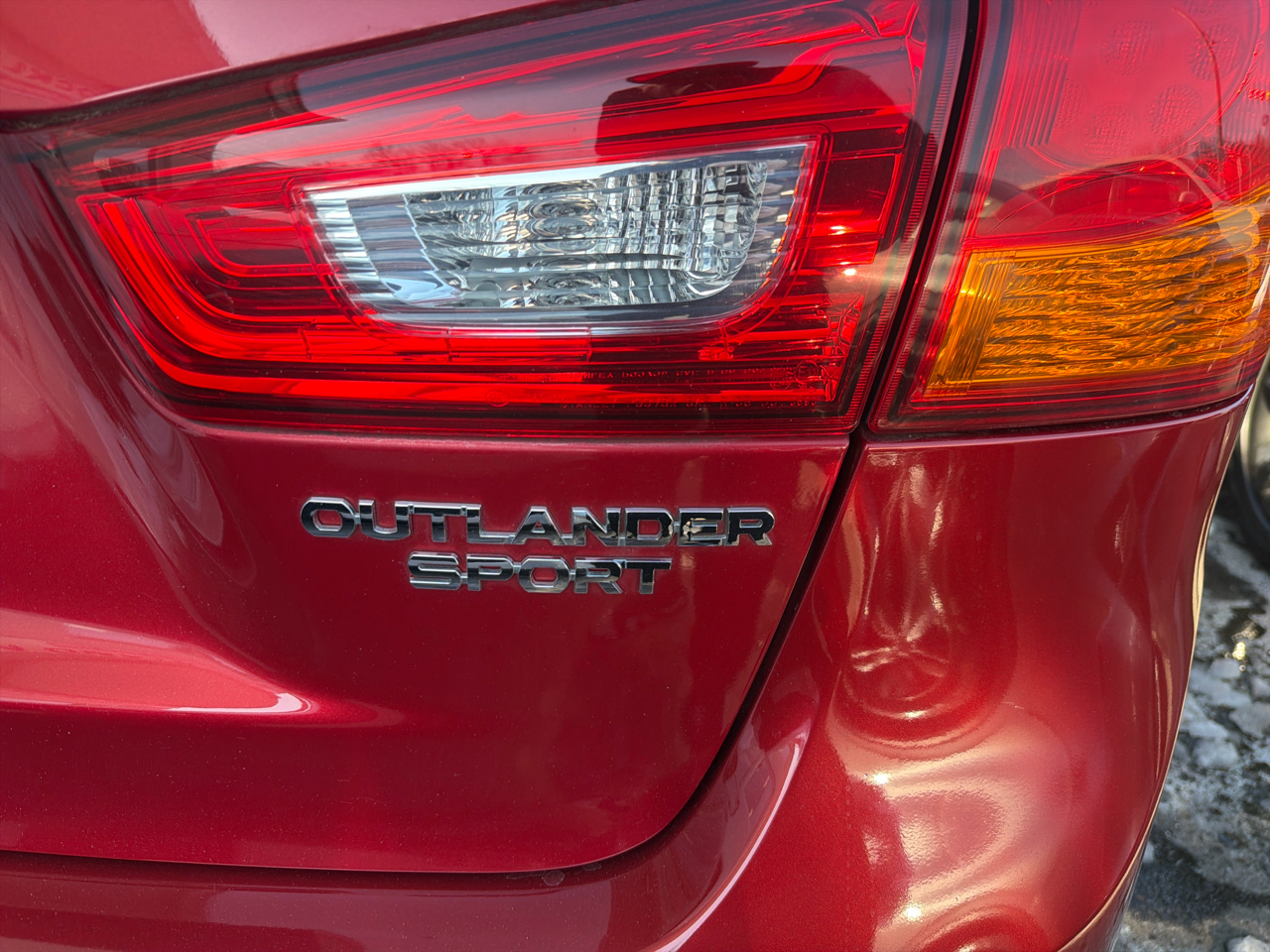 Mitsubishi Outlander Sport ES 2.0 CVT 2017