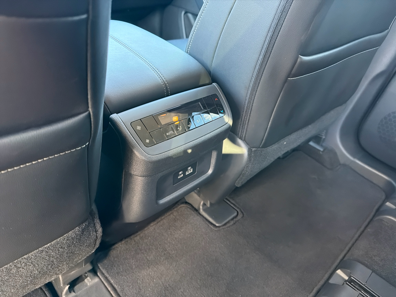 Nissan Pathfinder SL 4WD 2024