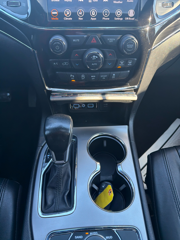 Jeep Grand Cherokee Limited 4x4 2021