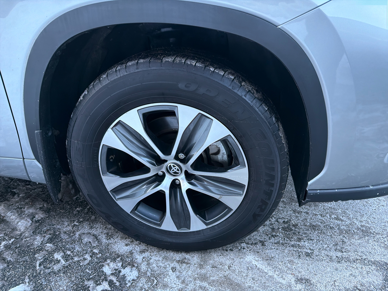 Toyota Highlander XLE AWD (Natl) 2022