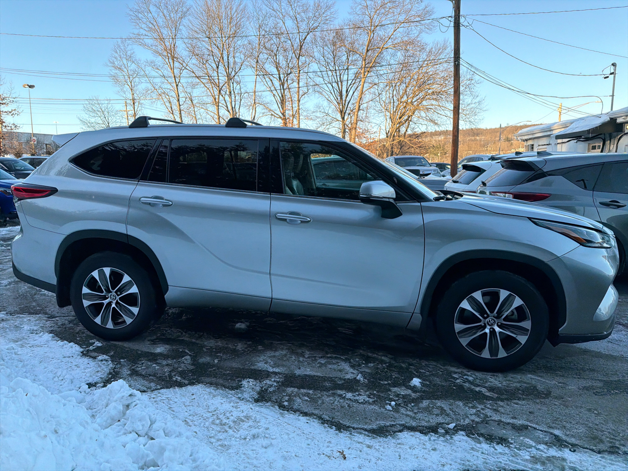Toyota Highlander XLE AWD (Natl) 2022