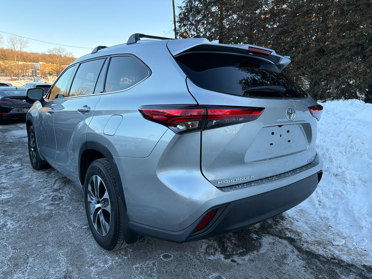 Toyota Highlander XLE AWD (Natl) 2022