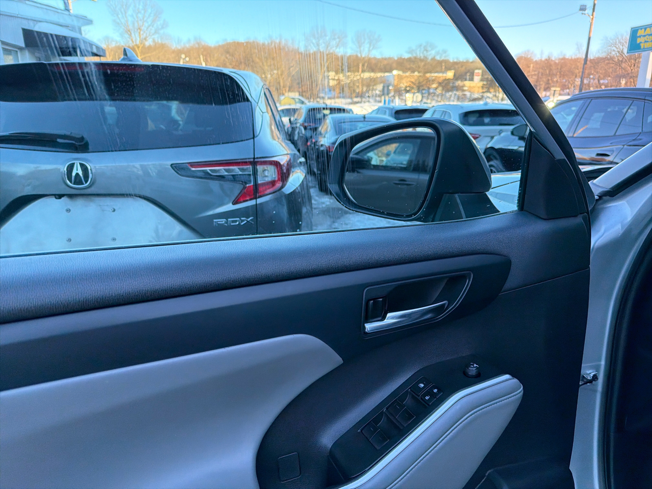 Toyota Highlander XLE AWD (Natl) 2022