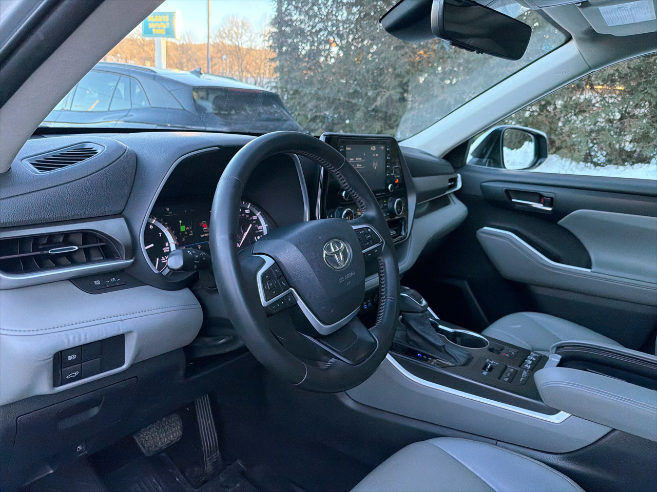 Toyota Highlander XLE AWD (Natl) 2022