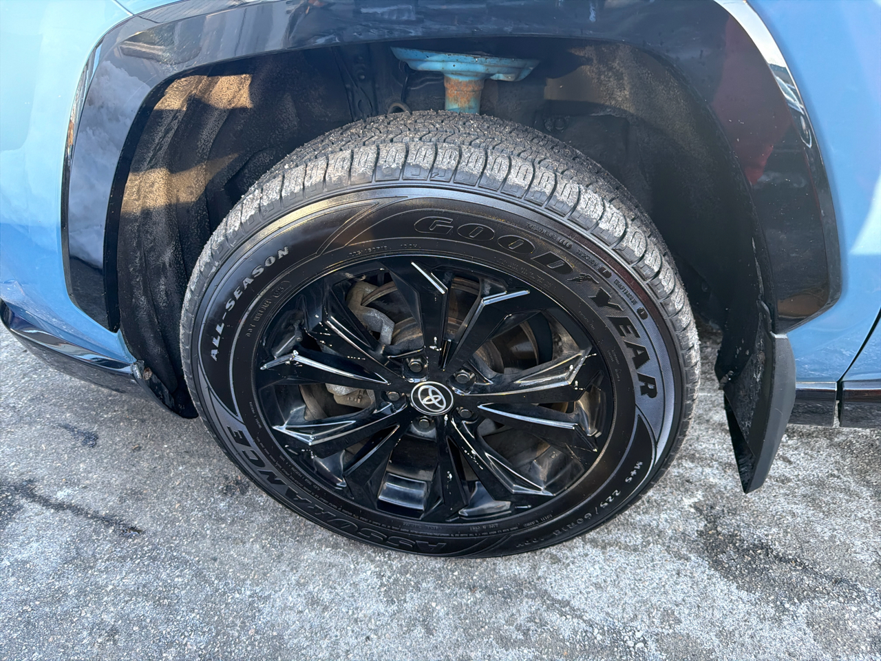 Toyota RAV4 Hybrid SE AWD (Natl) 2022