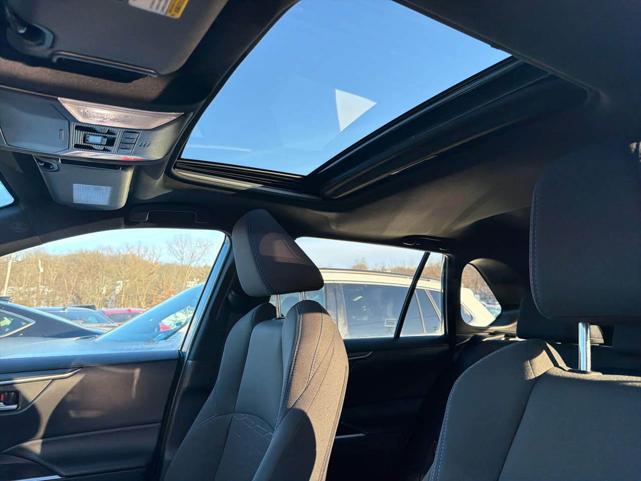 Toyota RAV4 Hybrid SE AWD (Natl) 2022