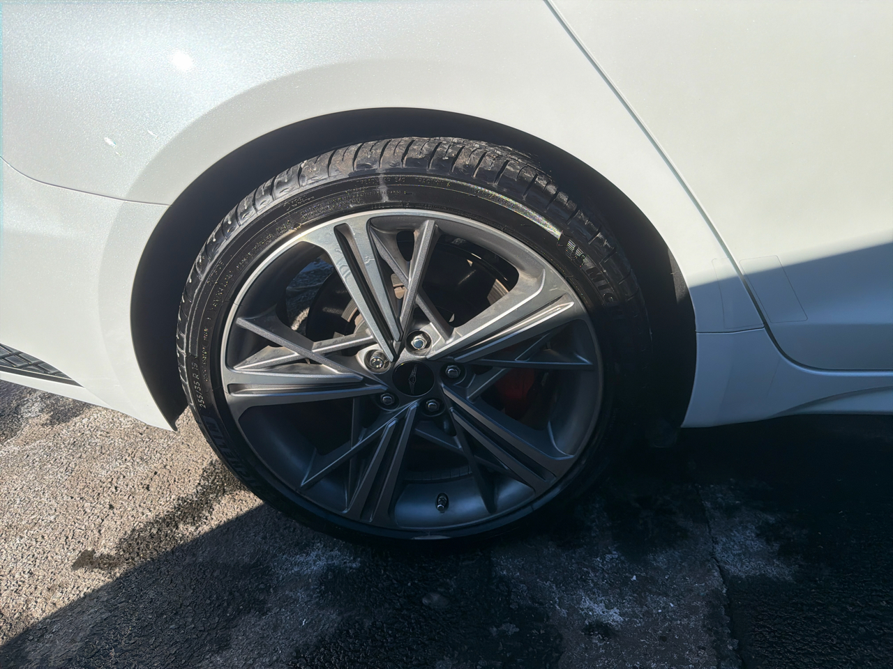 Genesis G70 2.5T AWD 2024