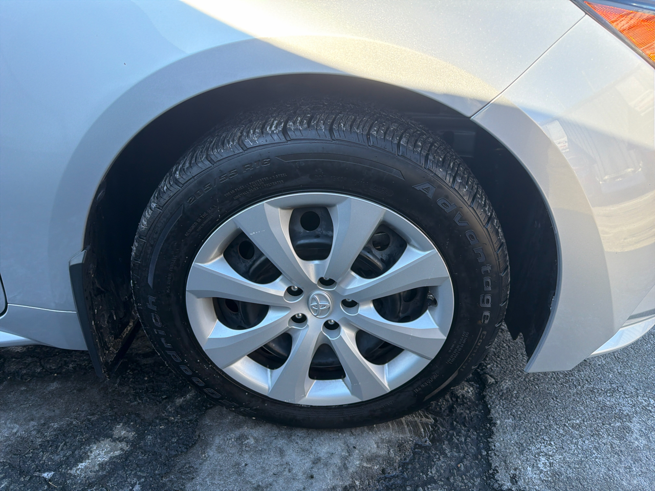 Toyota Corolla LE CVT (Natl) 2022