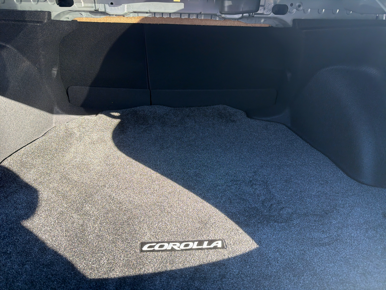 Toyota Corolla LE CVT (Natl) 2022