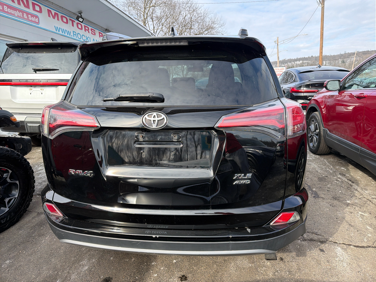 Toyota RAV4 XLE AWD (Natl) 2017