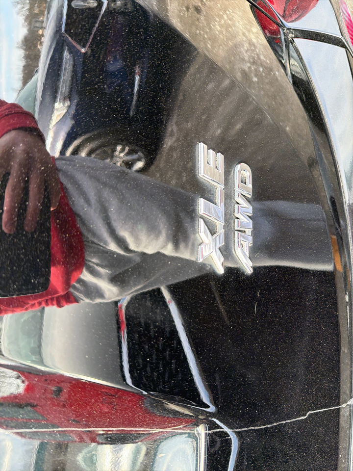 Toyota RAV4 XLE AWD (Natl) 2017