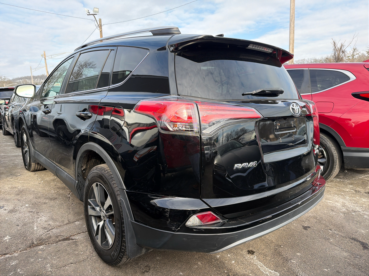 Toyota RAV4 XLE AWD (Natl) 2017