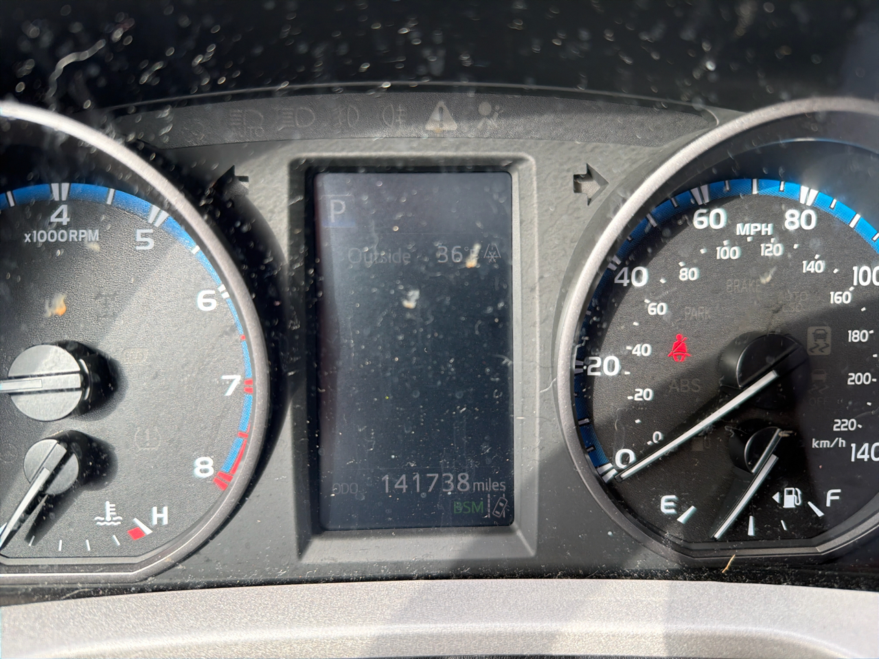 Toyota RAV4 XLE AWD (Natl) 2017