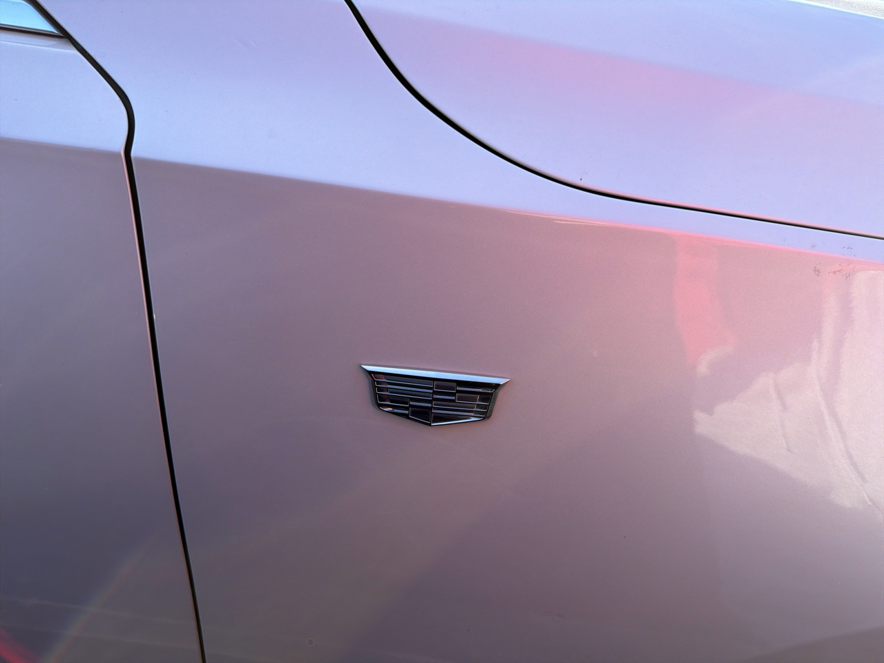 Cadillac CT4 4dr Sdn Luxury 2023