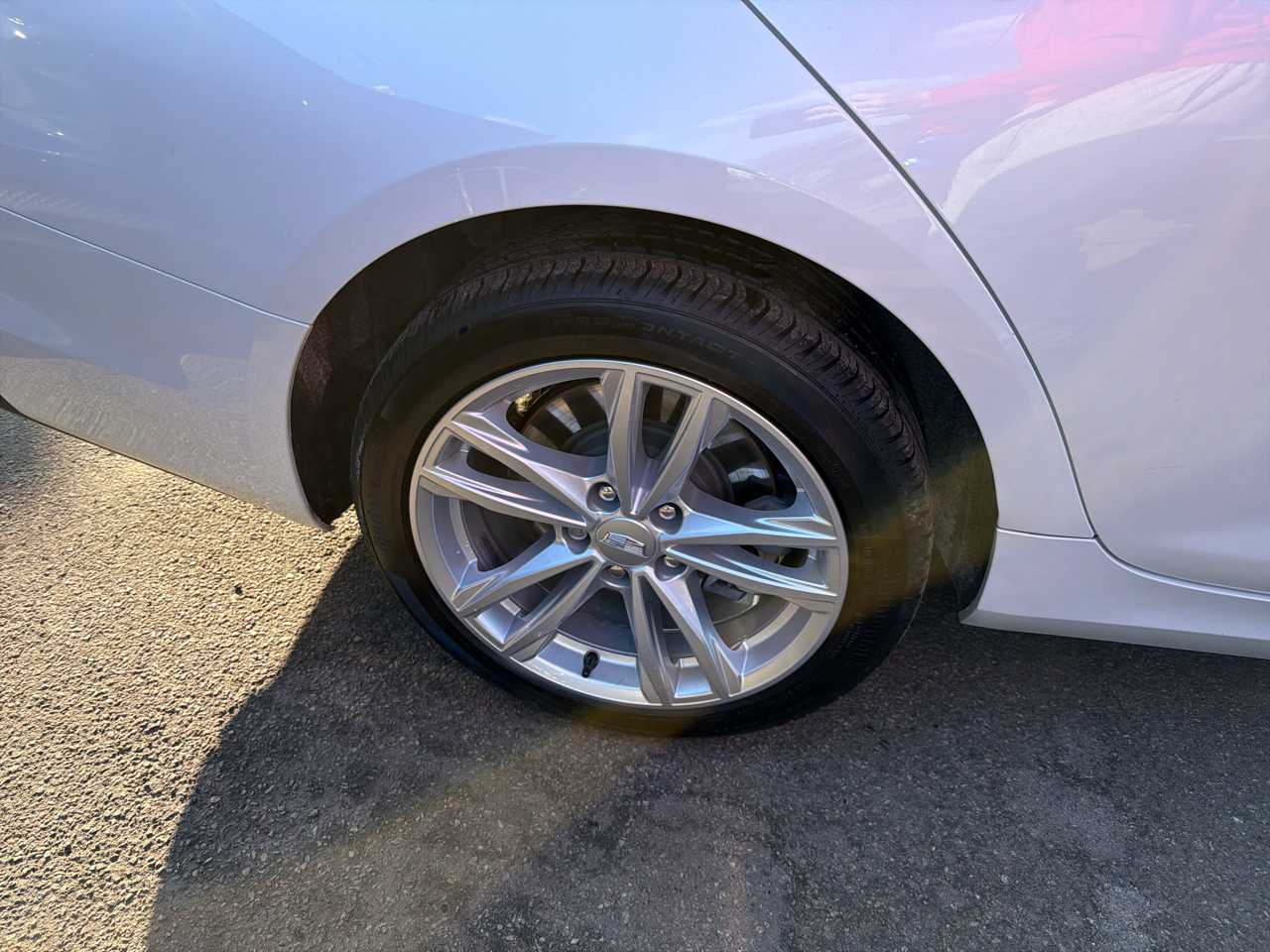 Cadillac CT4 4dr Sdn Luxury 2023