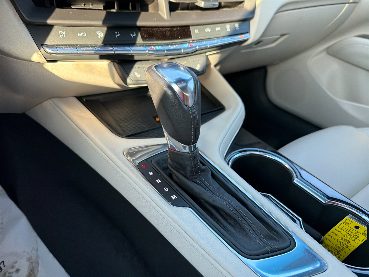 Cadillac CT4 4dr Sdn Luxury 2023