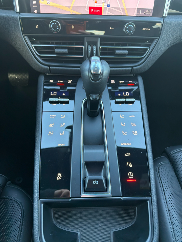 Porsche Macan AWD 2022