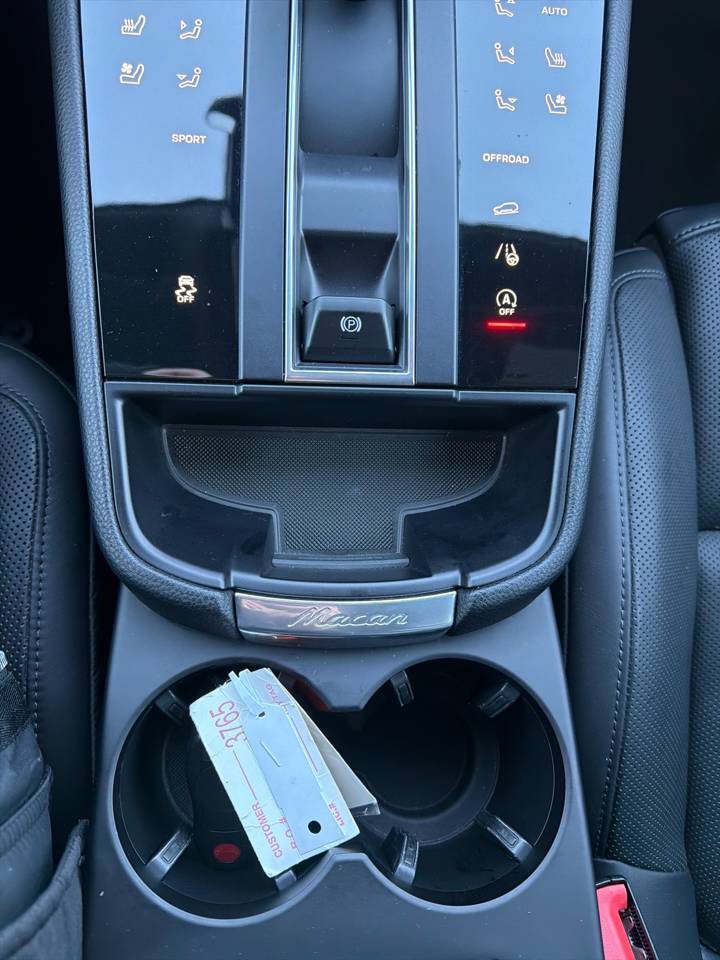 Porsche Macan AWD 2022