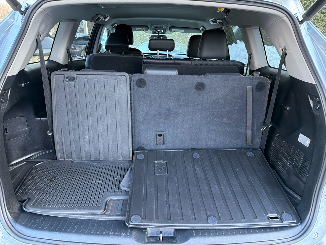 Toyota Highlander AWD 4dr V6 LE (Natl) 2015