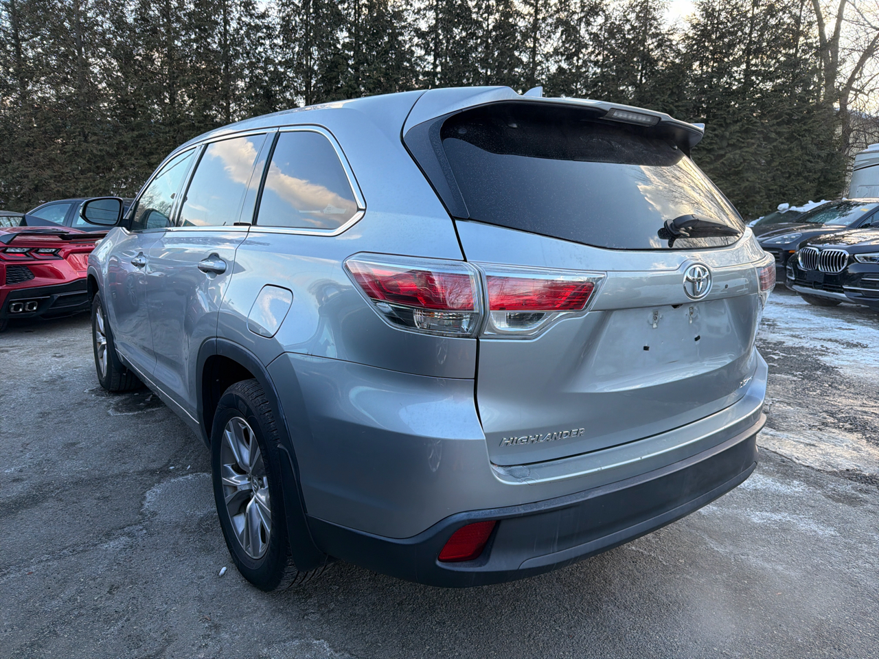 Toyota Highlander AWD 4dr V6 LE (Natl) 2015