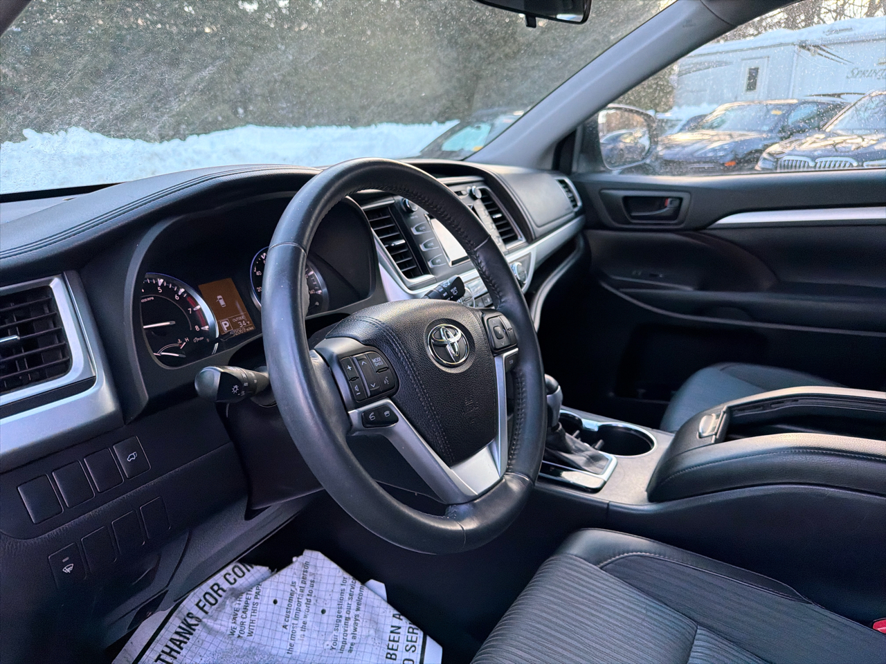 Toyota Highlander AWD 4dr V6 LE (Natl) 2015