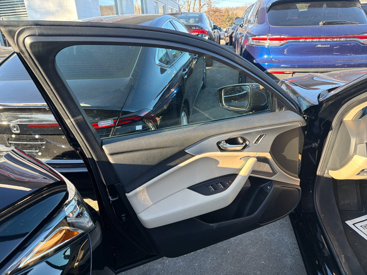 Acura TLX FWD w/Technology Package 2023