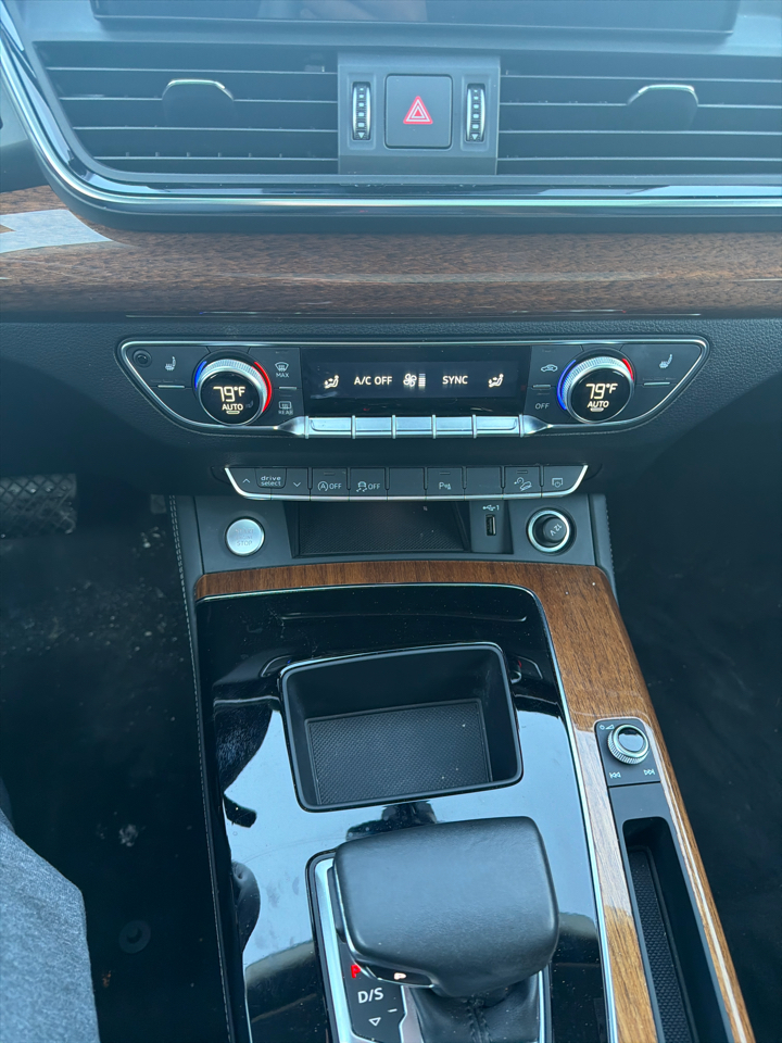 Audi Q5 S line Premium Plus 45 TFSI quattro 2023