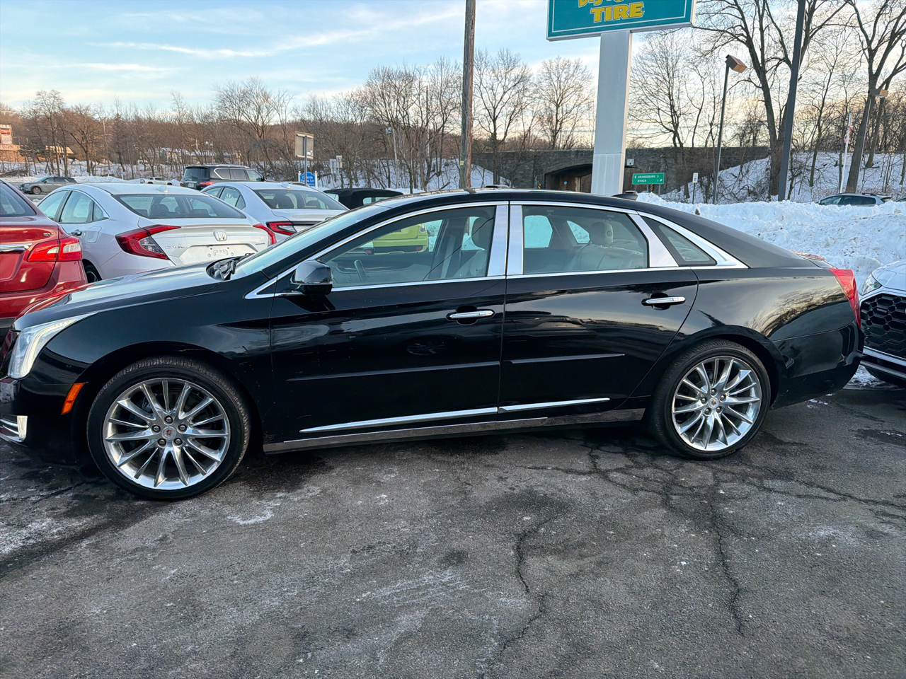 Cadillac XTS 4dr Sdn Platinum AWD 2015