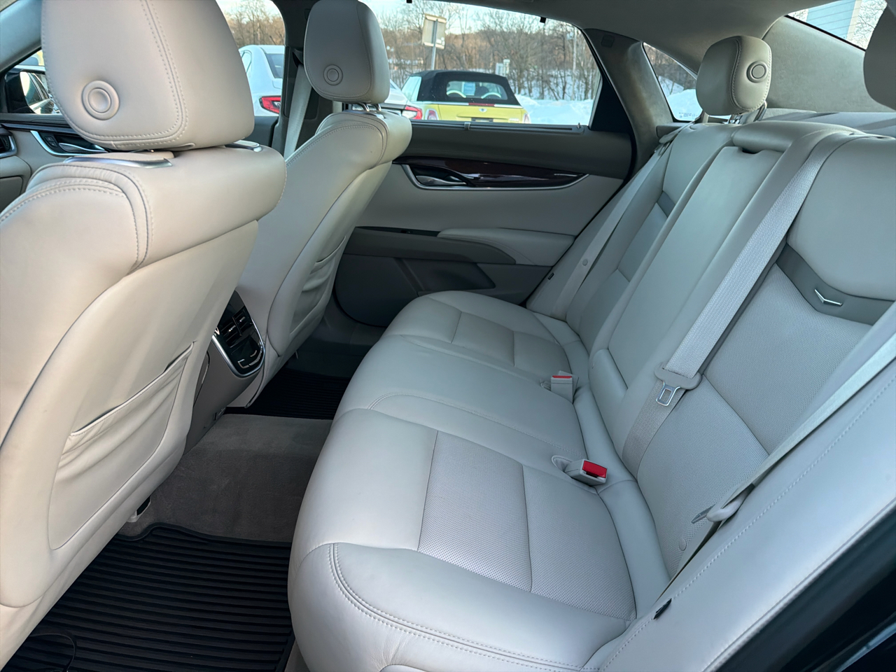 Cadillac XTS 4dr Sdn Platinum AWD 2015
