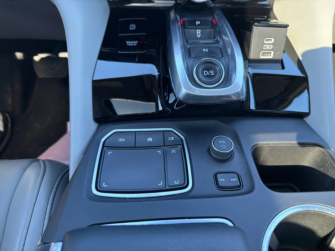 Acura MDX SH-AWD w/Technology Package 2023